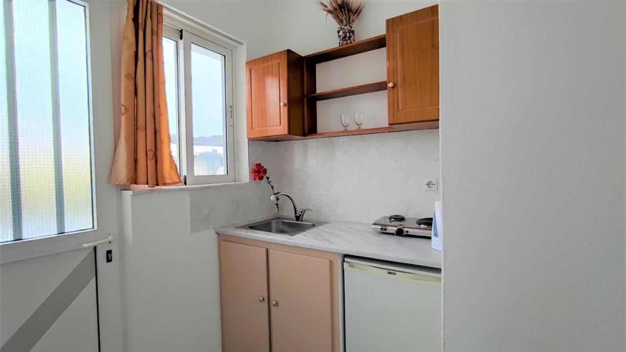 Mayflower 1 Apartment Kefalos  Bagian luar foto